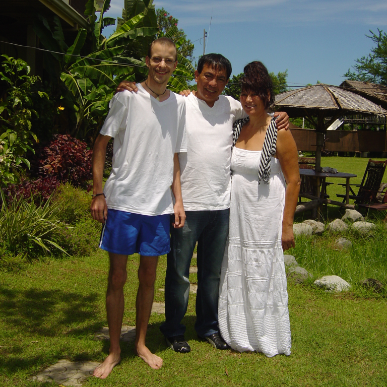 Florian Janta im August 2011 während seiner prägenden Reise und traditionellen Ausbildung auf den Philippinen.